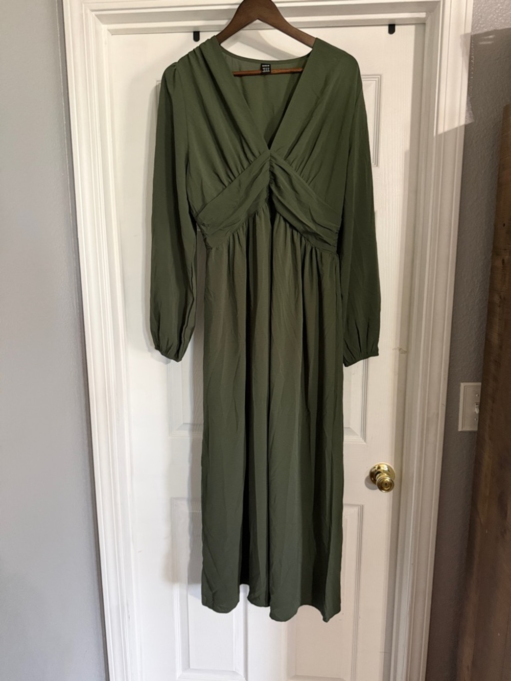 SHEIN Olive Green V-Neck Long Sleeve Maxi Dress